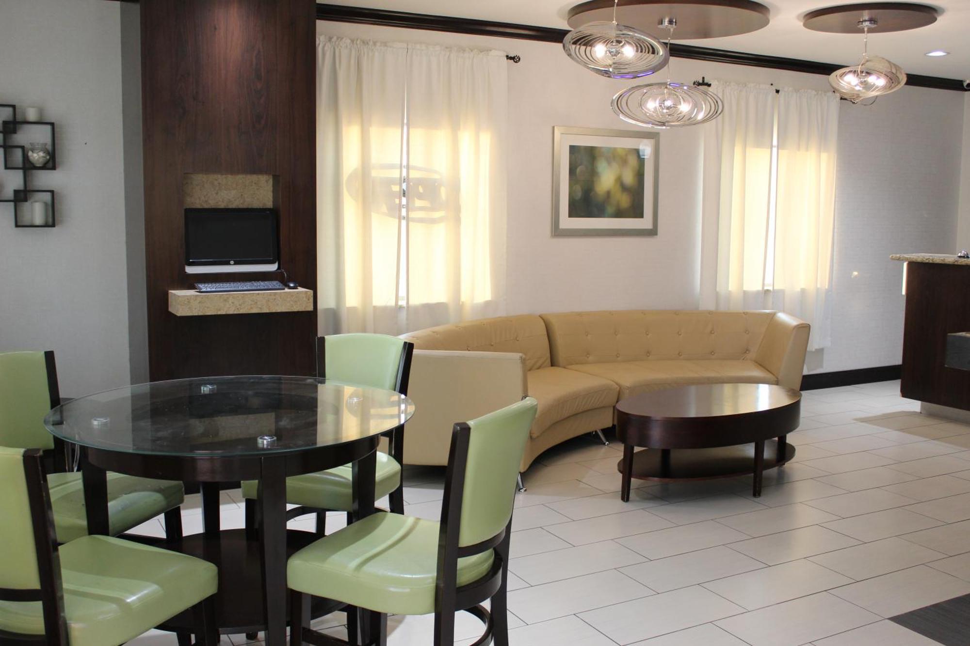 Horizon Inn & Suites Pearsall Exteriör bild