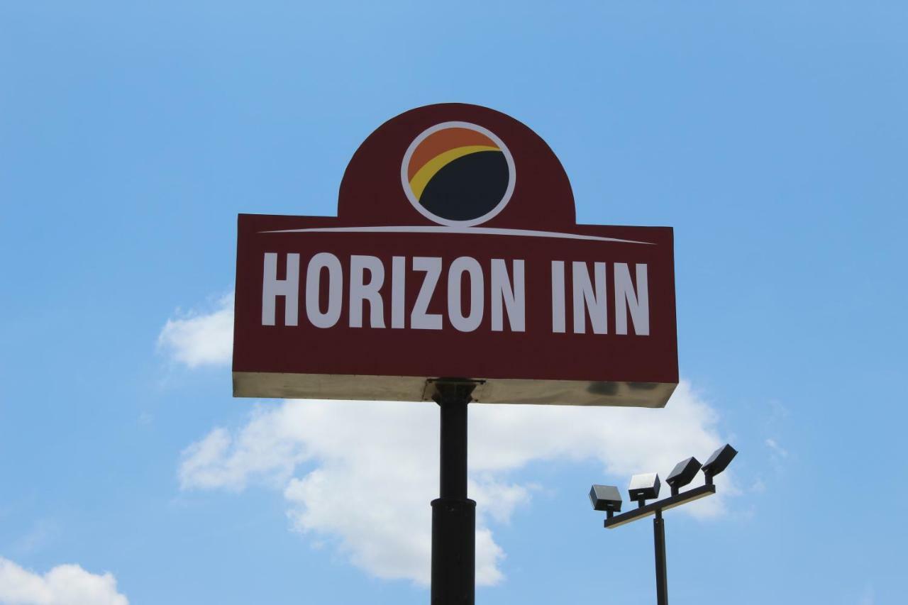 Horizon Inn & Suites Pearsall Exteriör bild